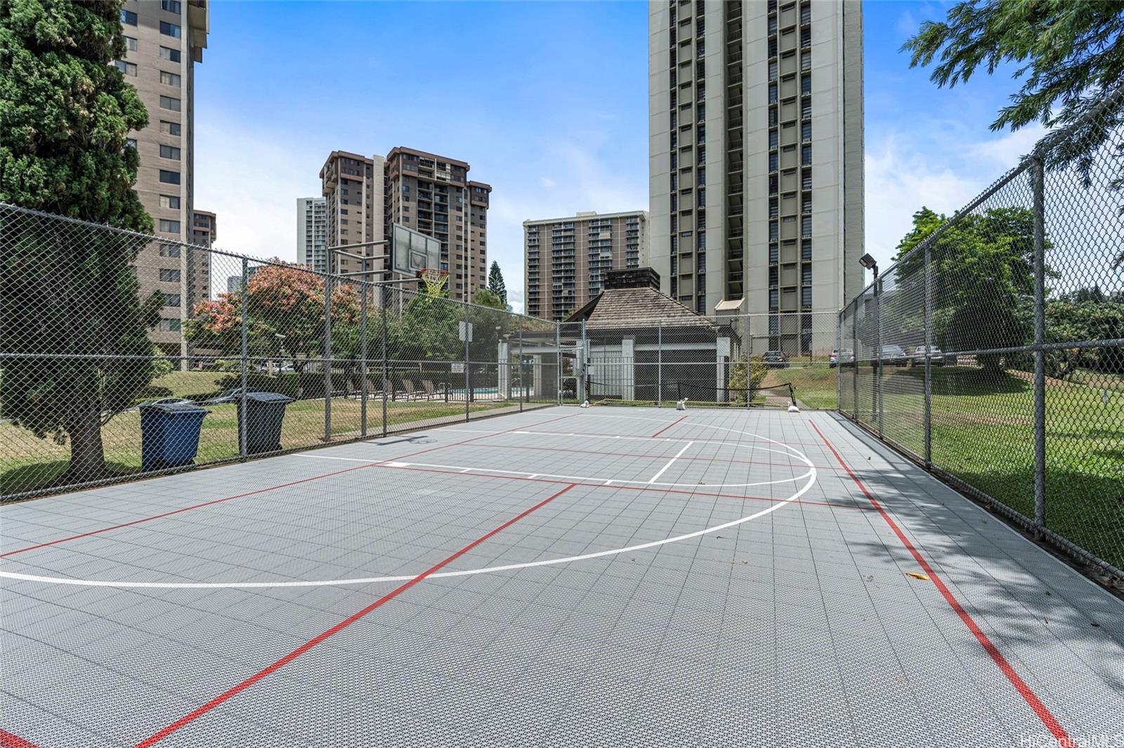 Pearl 1 condo # 7N, Aiea, Hawaii - photo 17 of 23