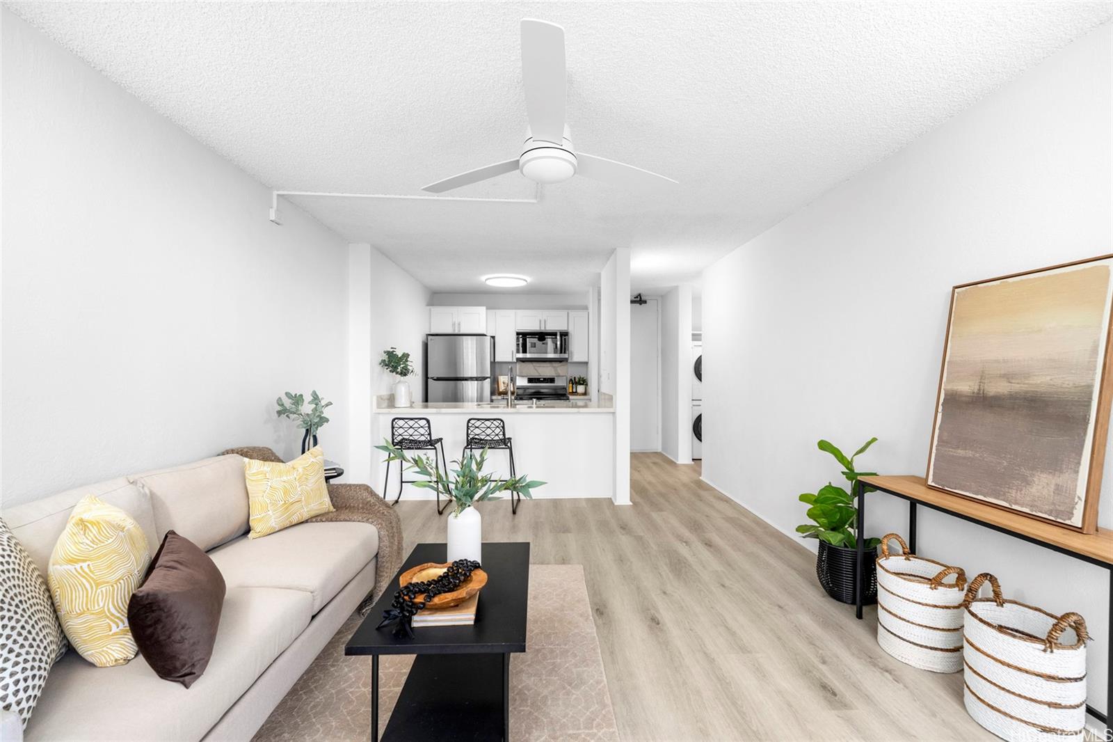 Pearl 1 condo # 7N, Aiea, Hawaii - photo 3 of 23