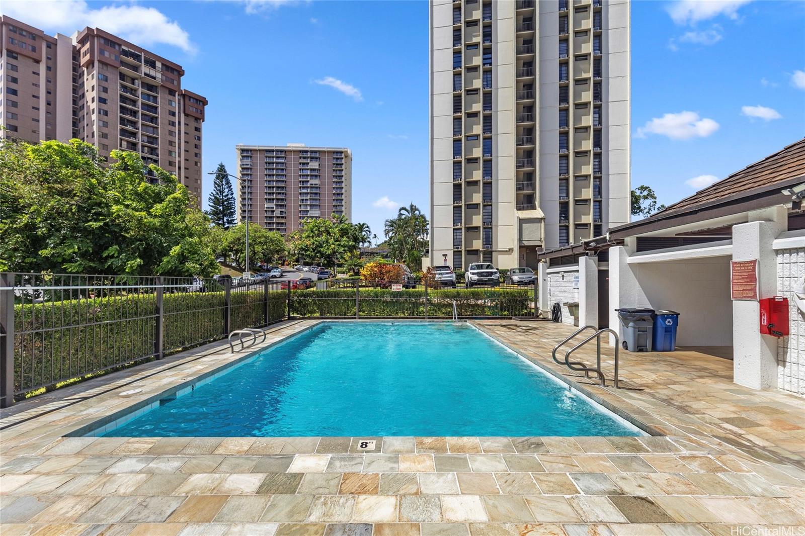 Pearl 1 condo # 8N, Aiea, Hawaii - photo 13 of 15