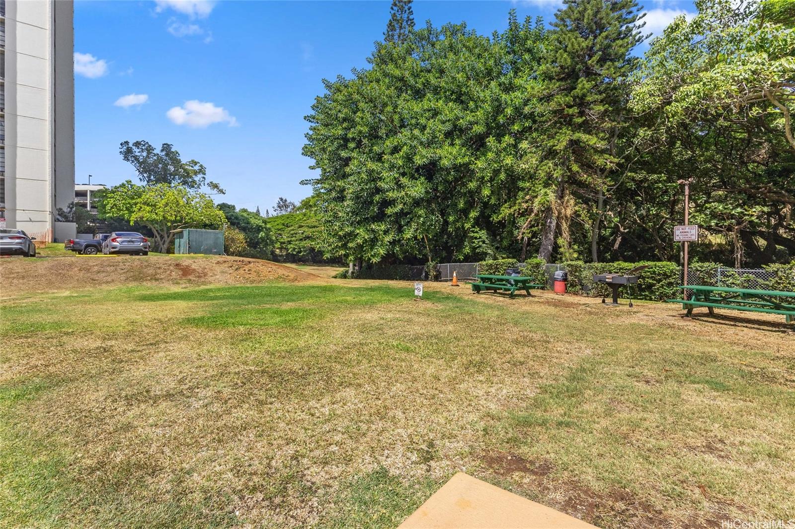 Pearl 1 condo # 8N, Aiea, Hawaii - photo 14 of 15