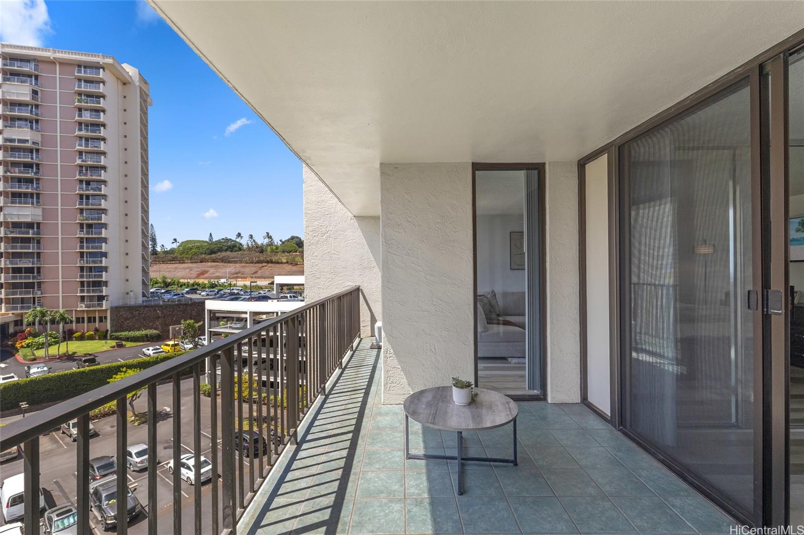 Pearl 1 condo # 8N, Aiea, Hawaii - photo 7 of 15