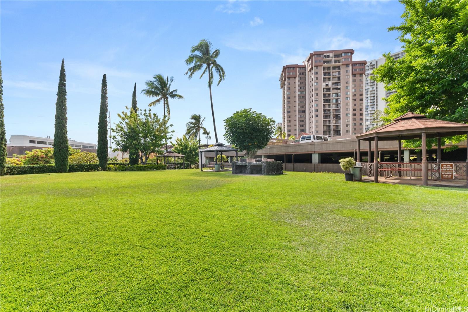 Park At Pearlridge condo # 1801, Aiea, Hawaii - photo 17 of 25