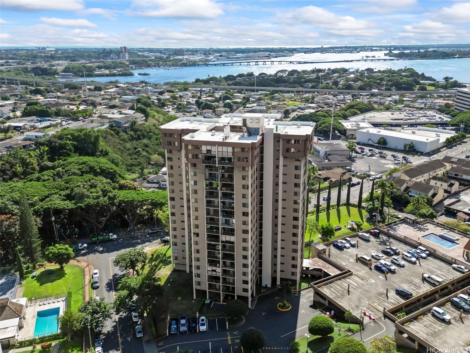 PARK AT PEARLRIDGE condo # A1006, Aiea, Hawaii - photo 20 of 25