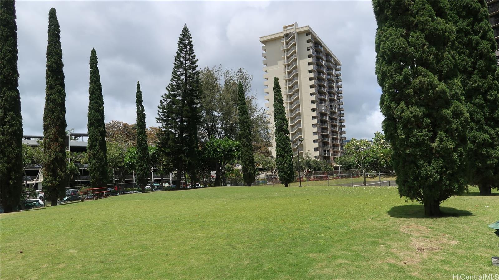 Park At Pearlridge condo # A1006, Aiea, Hawaii - photo 19 of 25