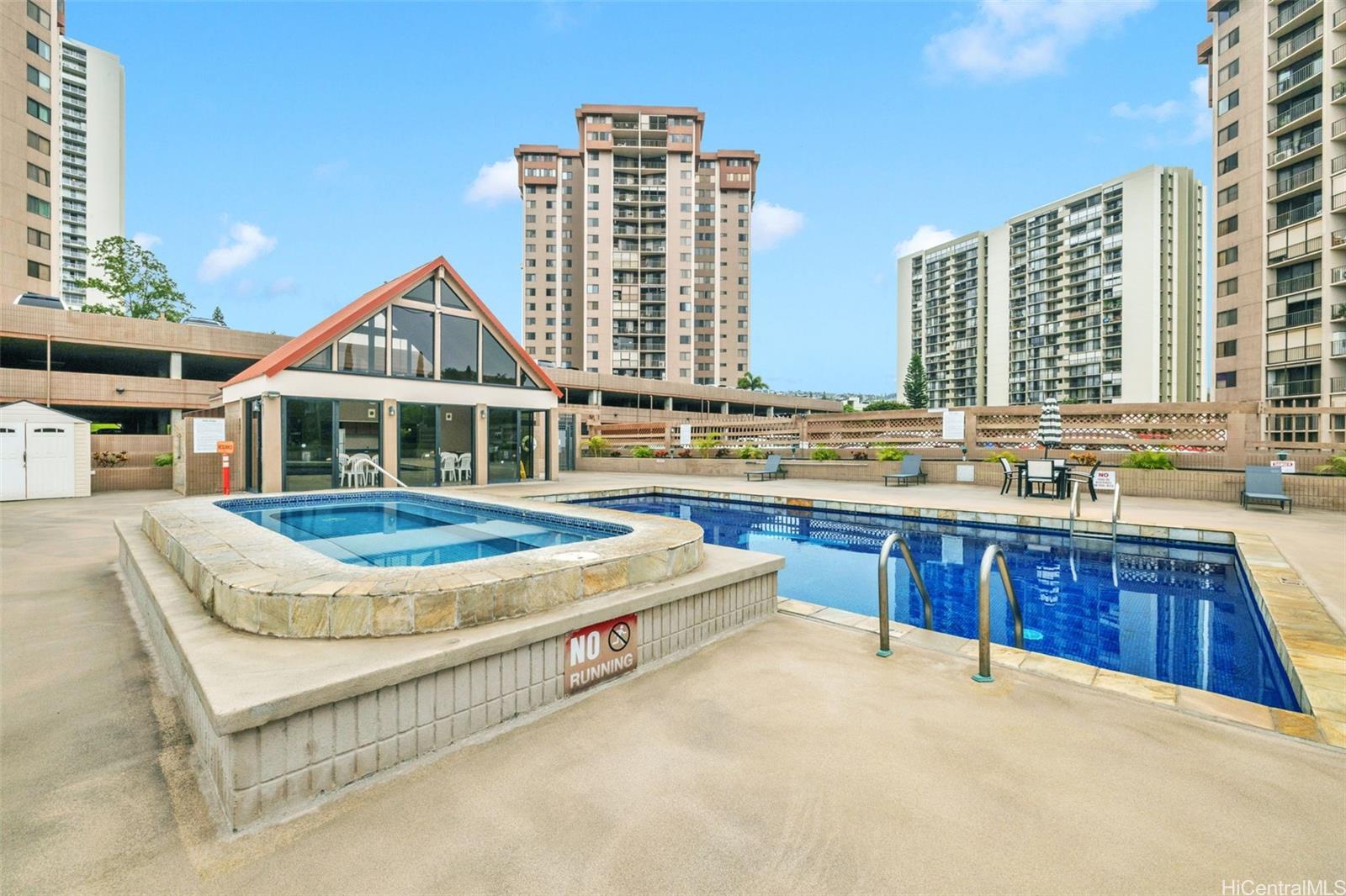 Park At Pearlridge condo # A207, Aiea, Hawaii - photo 19 of 21