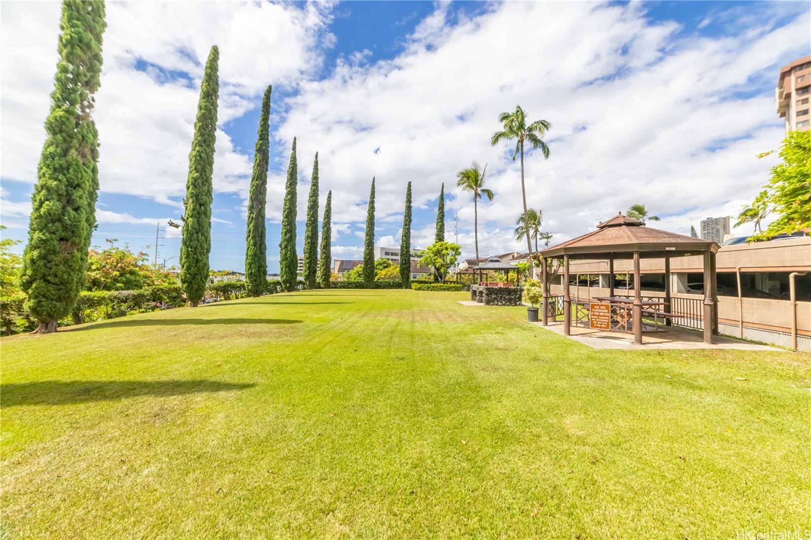 Park At Pearlridge condo # A708, Aiea, Hawaii - photo 13 of 17