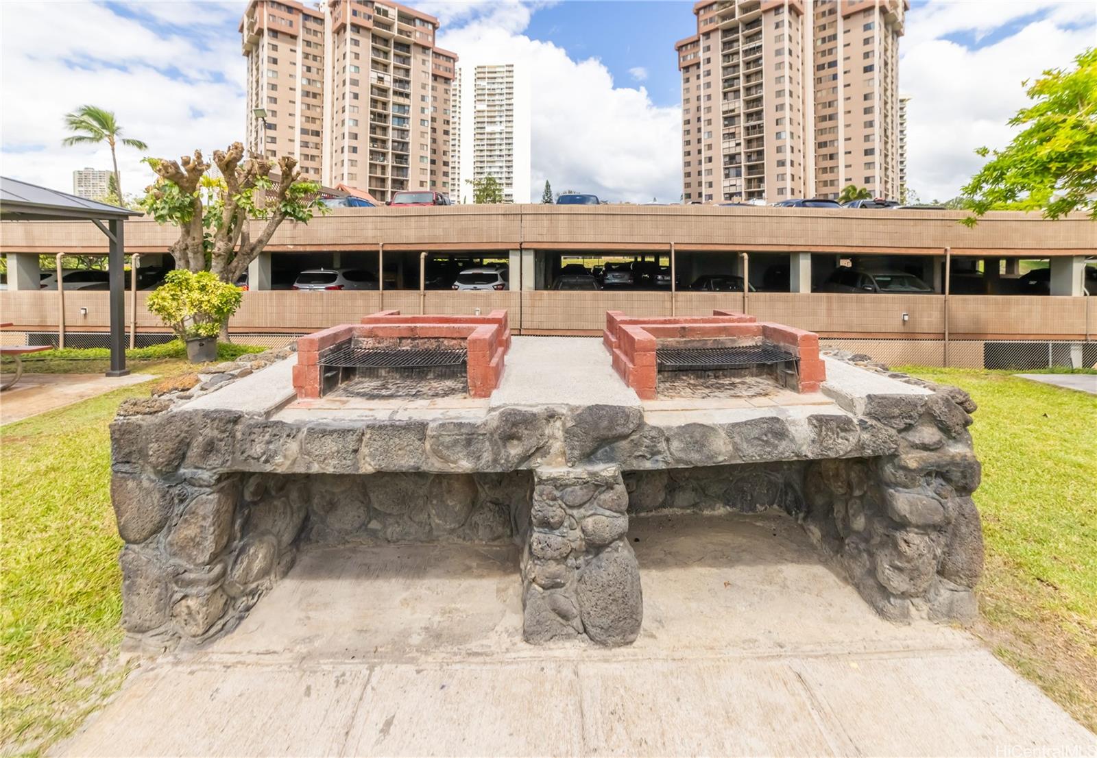 Park At Pearlridge condo # A708, Aiea, Hawaii - photo 15 of 17