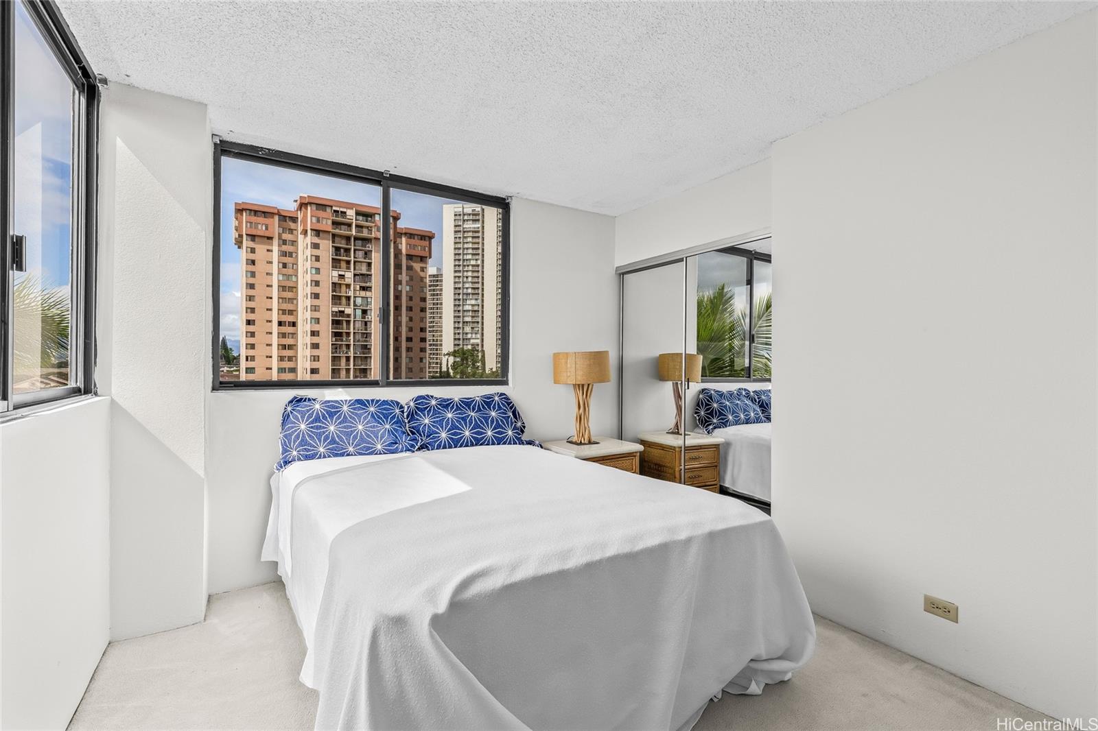 Park At Pearlridge condo # A808, Aiea, Hawaii - photo 16 of 25