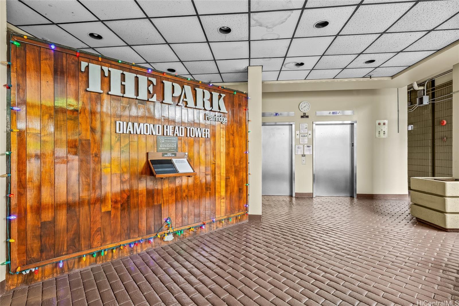 Park At Pearlridge condo # A808, Aiea, Hawaii - photo 20 of 25