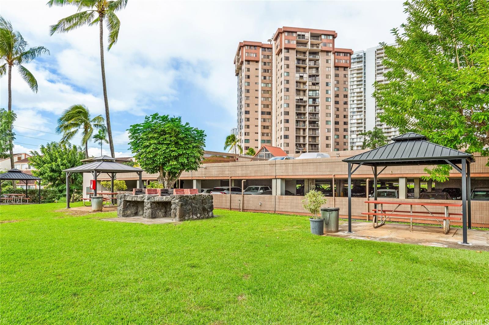 Park At Pearlridge condo # A808, Aiea, Hawaii - photo 22 of 25