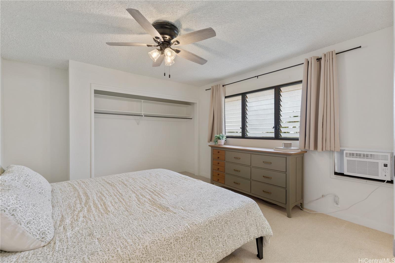 Tropicana Village townhouse # 49-3, Aiea, Hawaii - photo 7 of 16