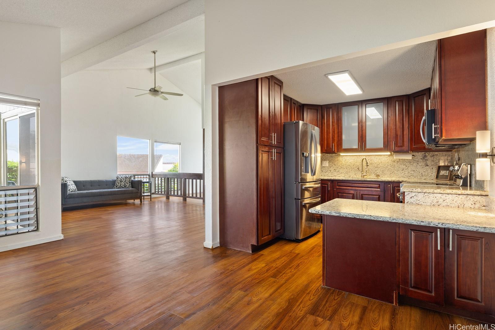 98-524  Lulu Place Newtown, PearlCity home - photo 7 of 25