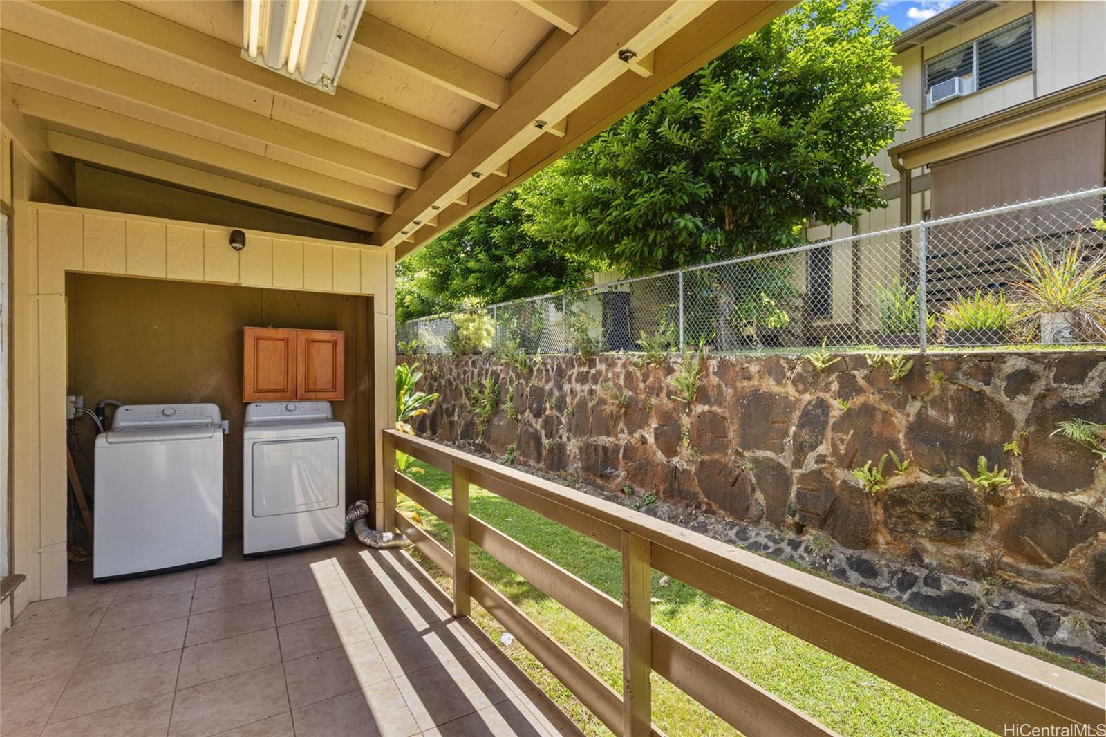 98-525 Kamahao Place townhouse # 27, Pearl City, Hawaii - photo 10 of 23