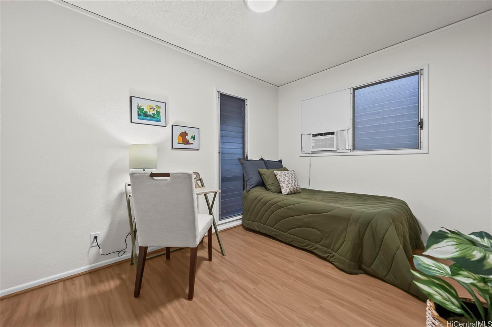 98-555  Hoohulili Street Waiau, PearlCity home - photo 16 of 23