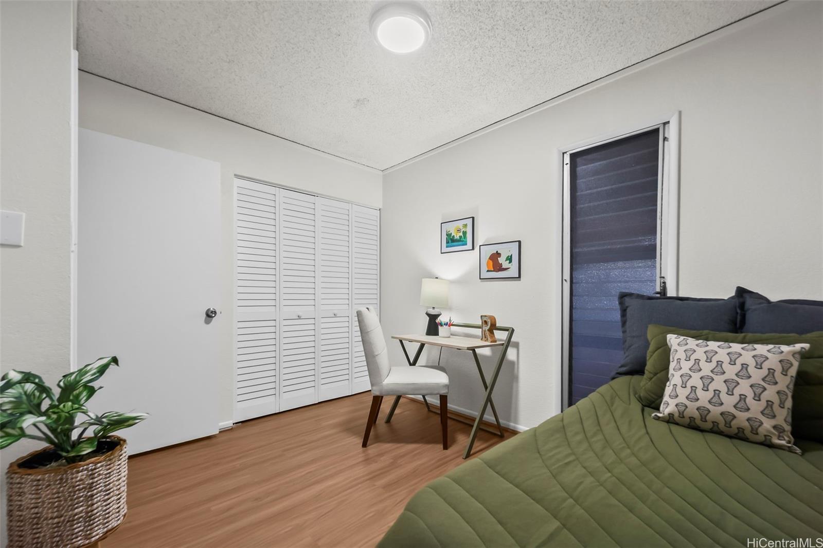 98-555  Hoohulili Street Waiau, PearlCity home - photo 17 of 23