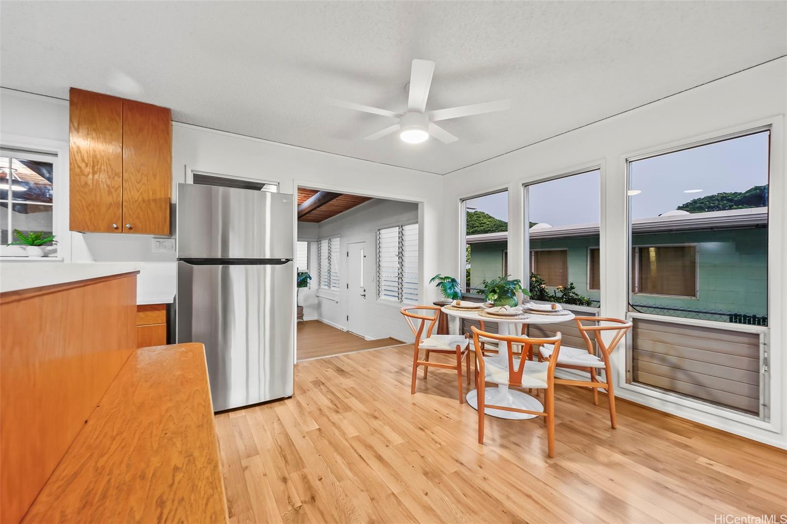 98-555  Hoohulili Street Waiau, PearlCity home - photo 8 of 23