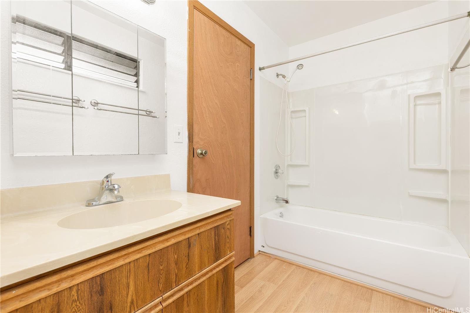 98-582  Kilinoe Street Newtown, PearlCity home - photo 13 of 24