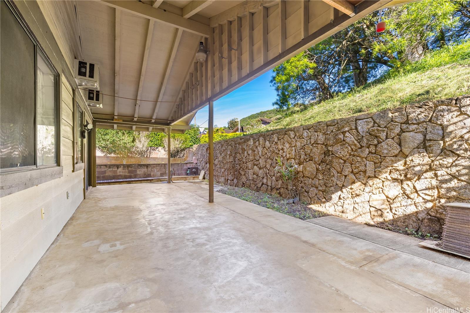 98-582  Kilinoe Street Newtown, PearlCity home - photo 19 of 24