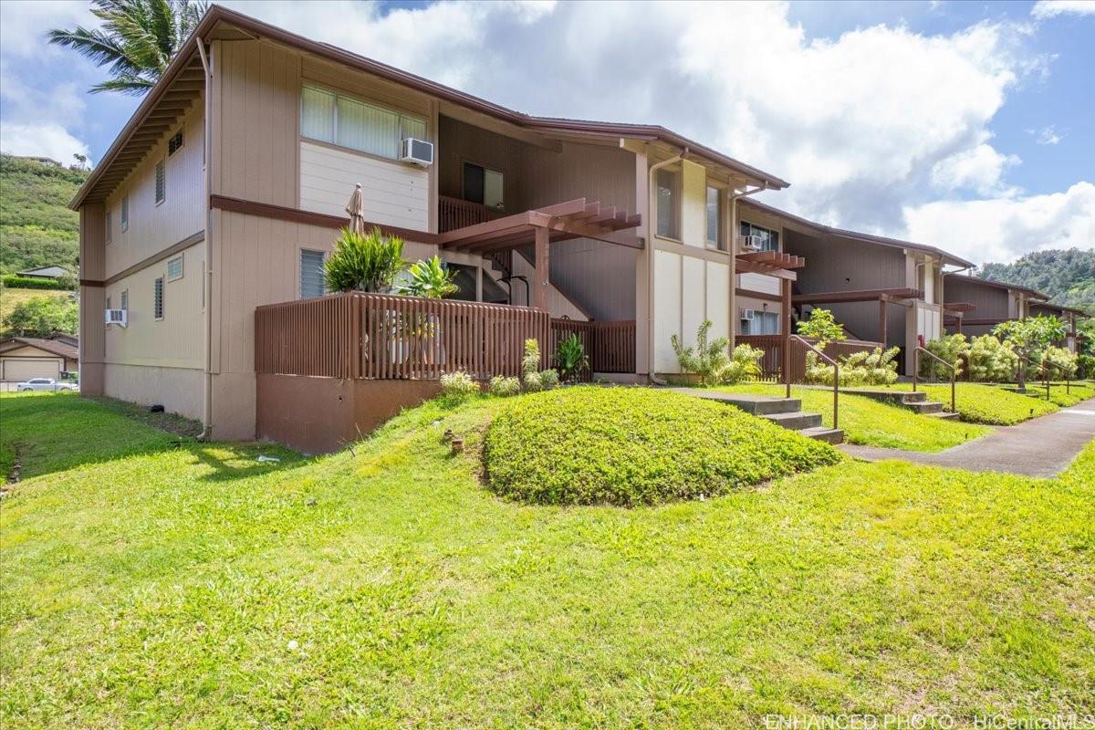 Newtown Meadows condos for sale in Newtown Oahu