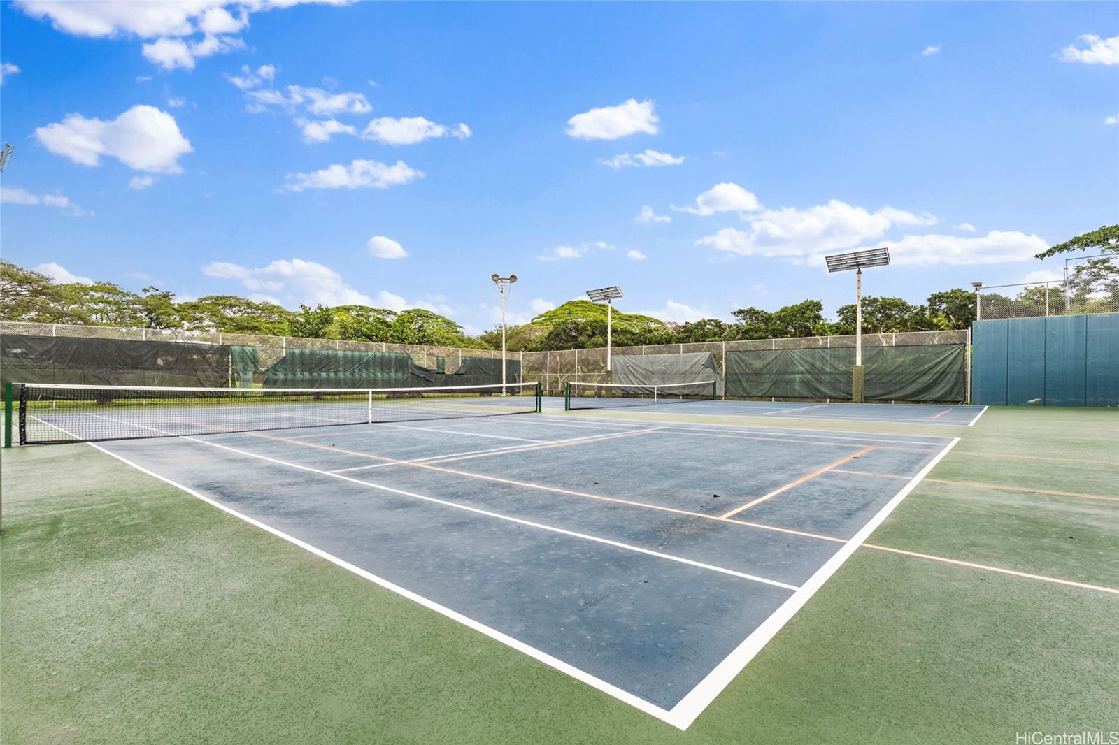 Newtown Meadows condo # 8B2, Aiea, Hawaii - photo 18 of 20