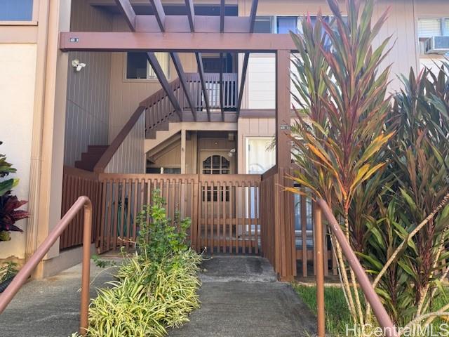 Newtown Meadows condo # 4B1, Aiea, Hawaii - photo 2 of 16