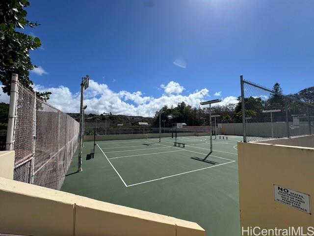 Newtown Meadows condo # 4B1, Aiea, Hawaii - photo 15 of 16