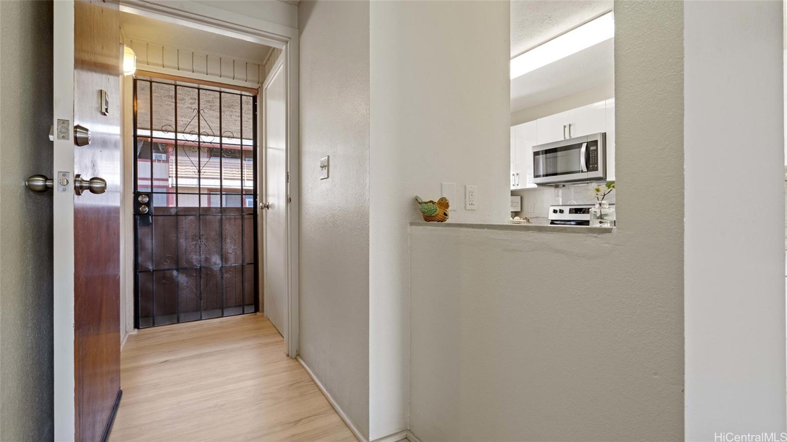 98-626 Moanalua Loop Aiea - Rental - photo 2 of 20