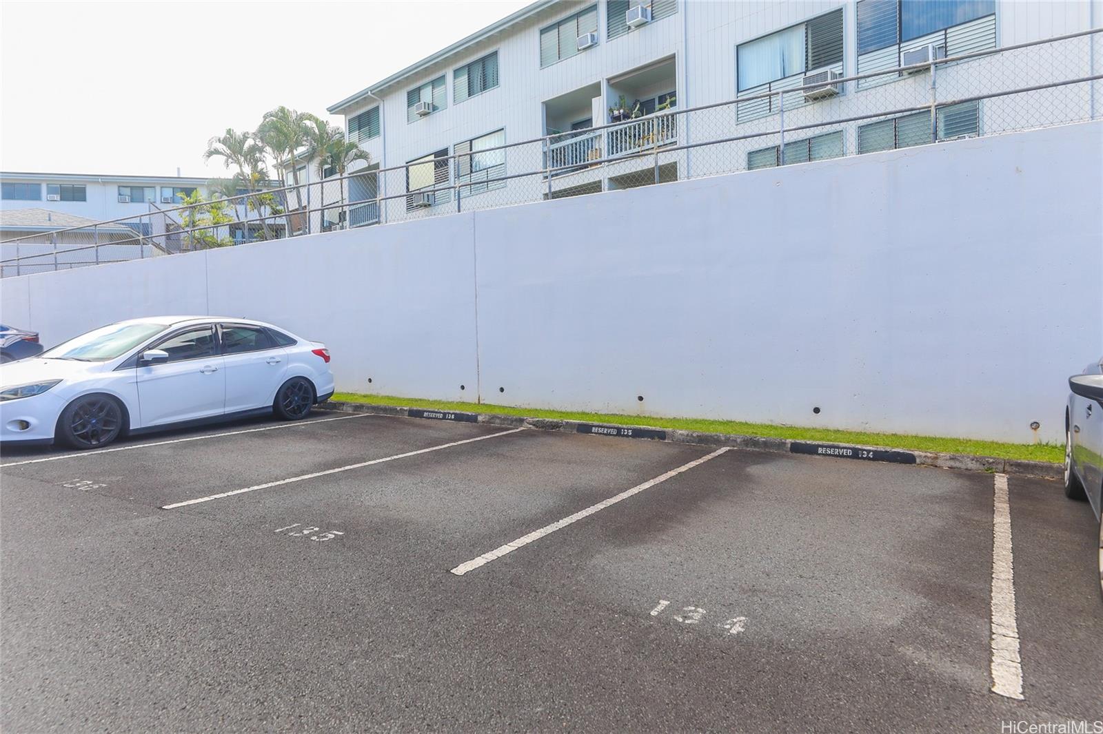 98-630 Moanalua Loop townhouse # 219, Aiea, Hawaii - photo 7 of 11