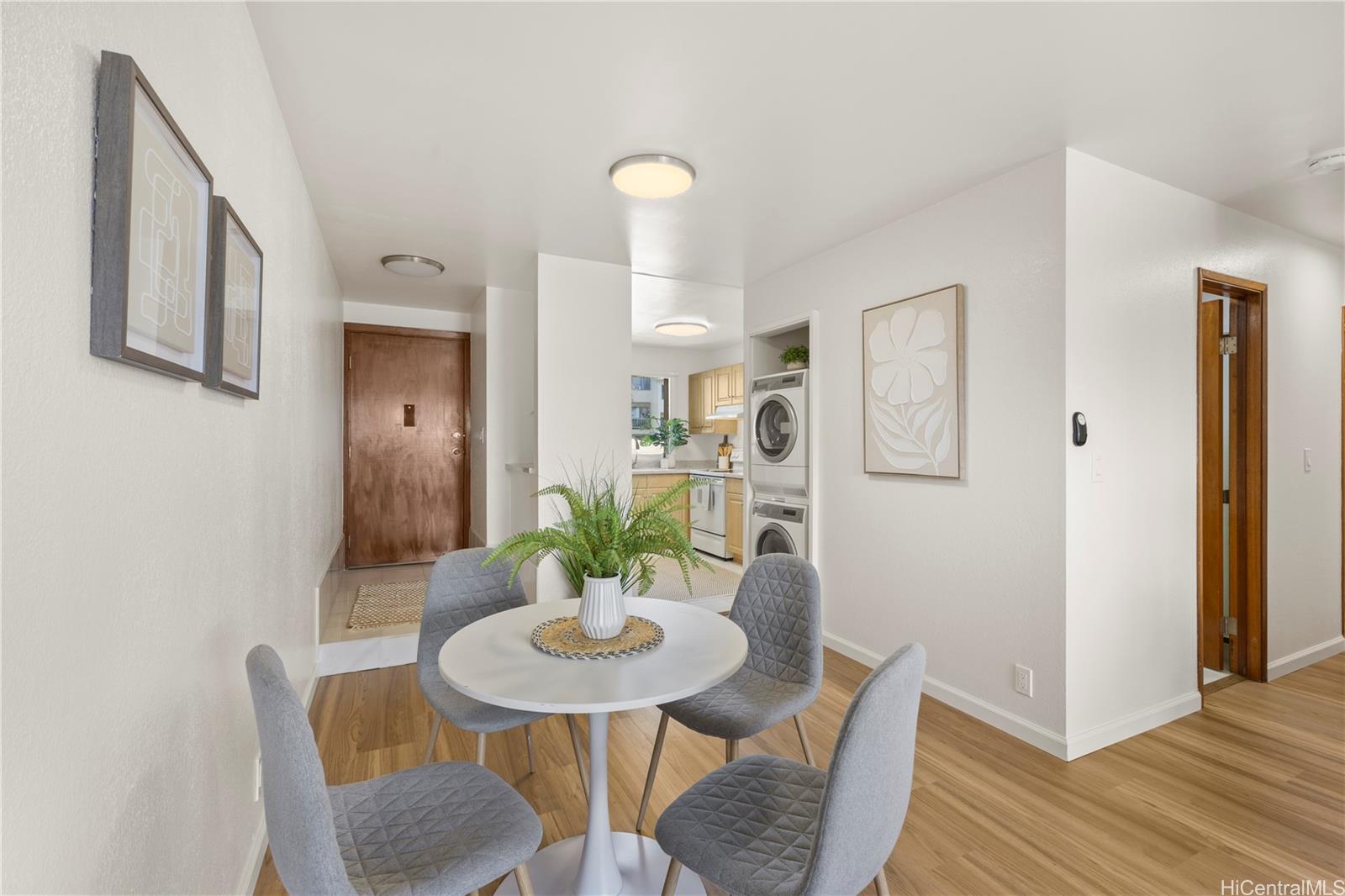 Pearl Horizons 1 condo # 226, Aiea, Hawaii - photo 4 of 25