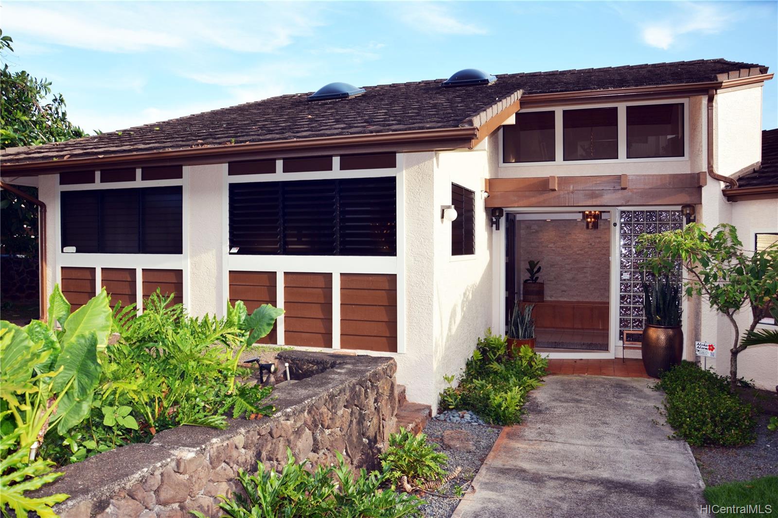 98636 Kuini Street, Aiea, Hi 96701 1.8m home For sale Royal Summit