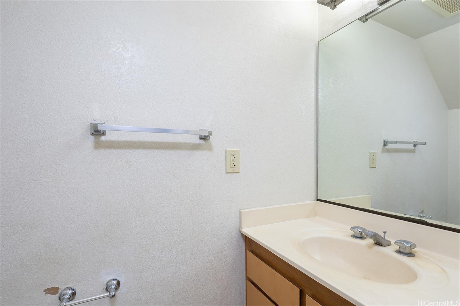 98-640 Moanalua Loop Aiea - Rental - photo 12 of 16