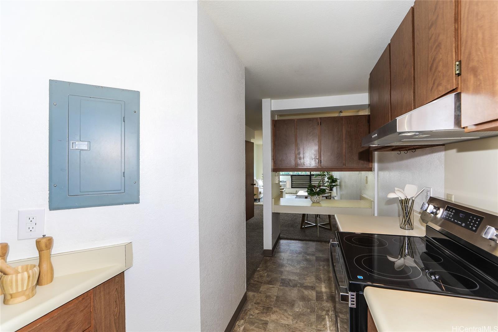 Pearl Horizons 3A condo # 2041, Aiea, Hawaii - photo 11 of 24