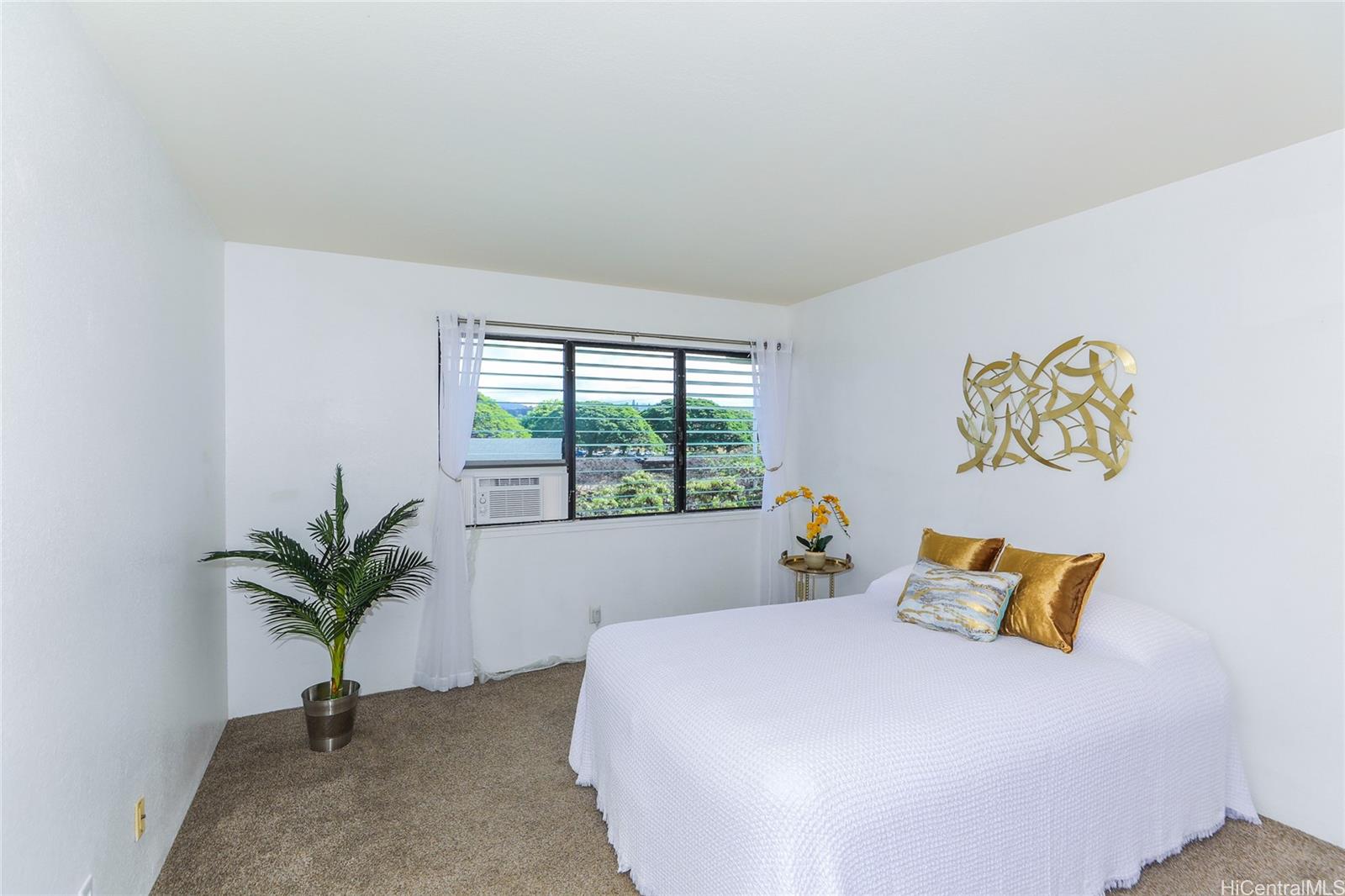Pearl Horizons 3A condo # 2041, Aiea, Hawaii - photo 20 of 24