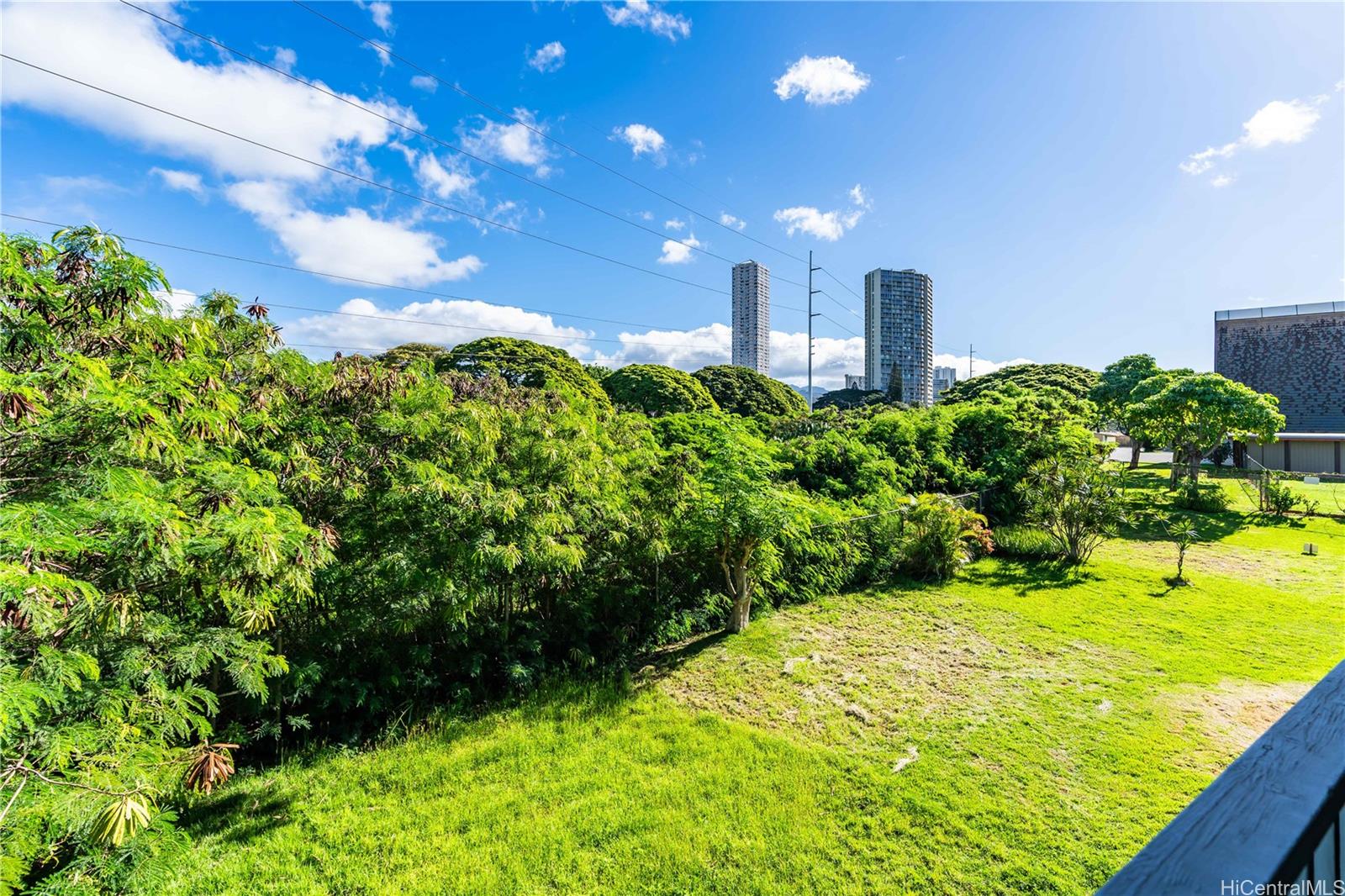 Pearl Horizons 3A condo # 2036, Aiea, Hawaii - photo 12 of 15