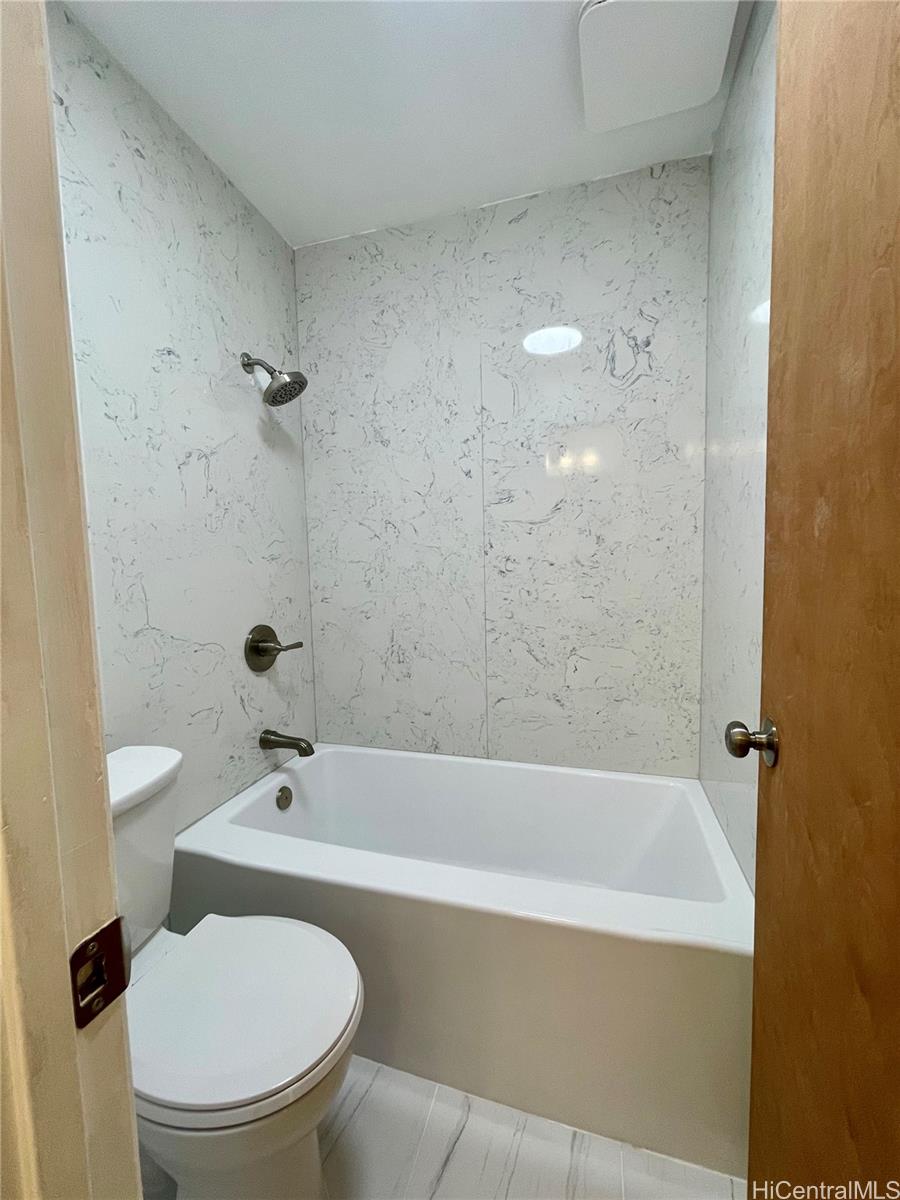 98-660 Moanalua Loop townhouse # 190, Aiea, Hawaii - photo 5 of 15