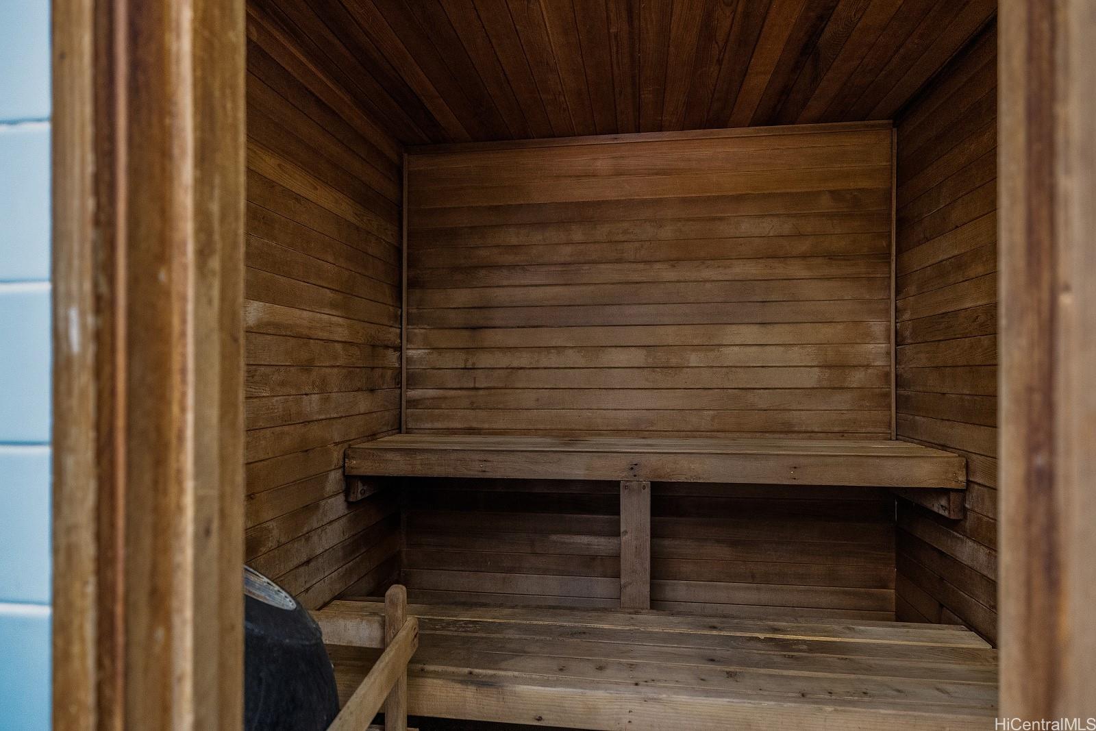 Pearl Horizons 2B condo # 276, Aiea, Hawaii - photo 23 of 25