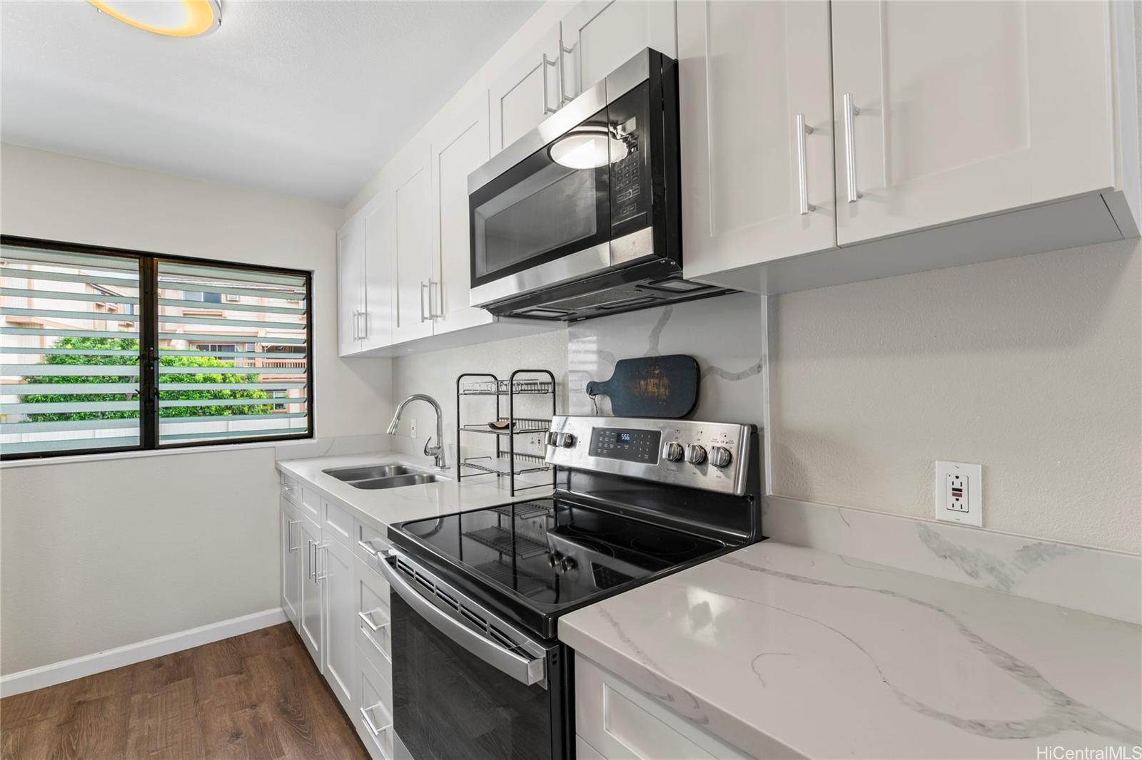 Pearl Horizons 2B condo # 277, Aiea, Hawaii - photo 11 of 25