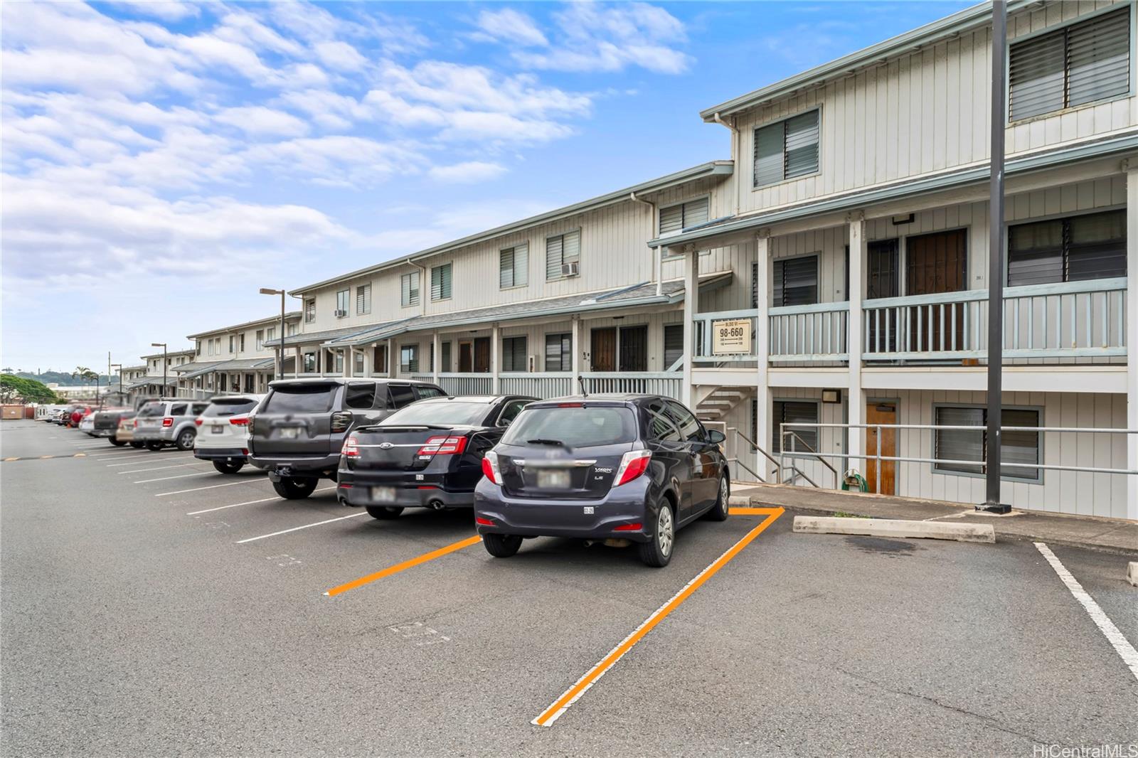 Pearl Horizons 2B condo # 277, Aiea, Hawaii - photo 3 of 25