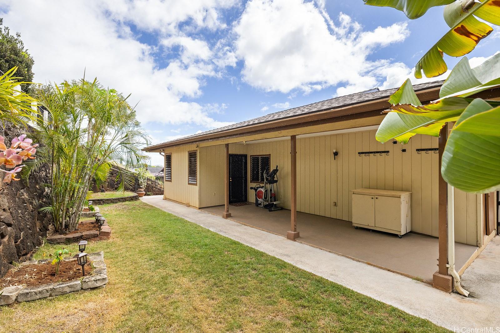 98-697  Keikialii Street Royal Summit, PearlCity home - photo 24 of 25