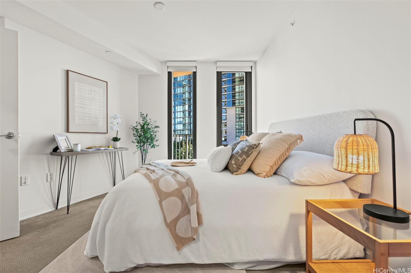 Aalii condo # 1004, Honolulu, Hawaii - photo 12 of 25