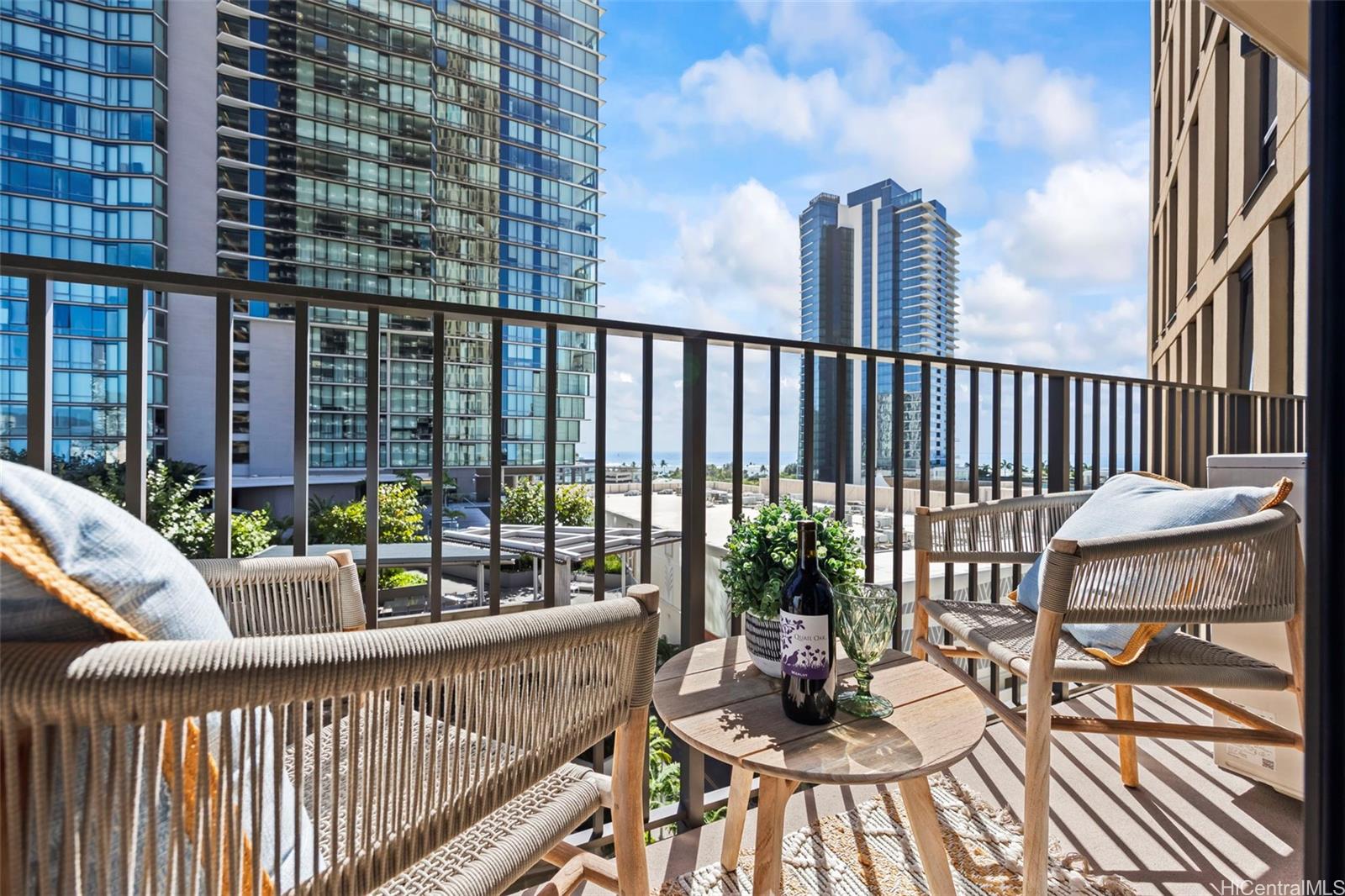 Aalii condo # 1004, Honolulu, Hawaii - photo 7 of 25