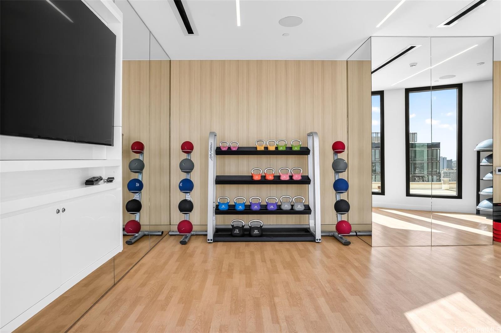 Aalii condo # 1100, Honolulu, Hawaii - photo 19 of 25