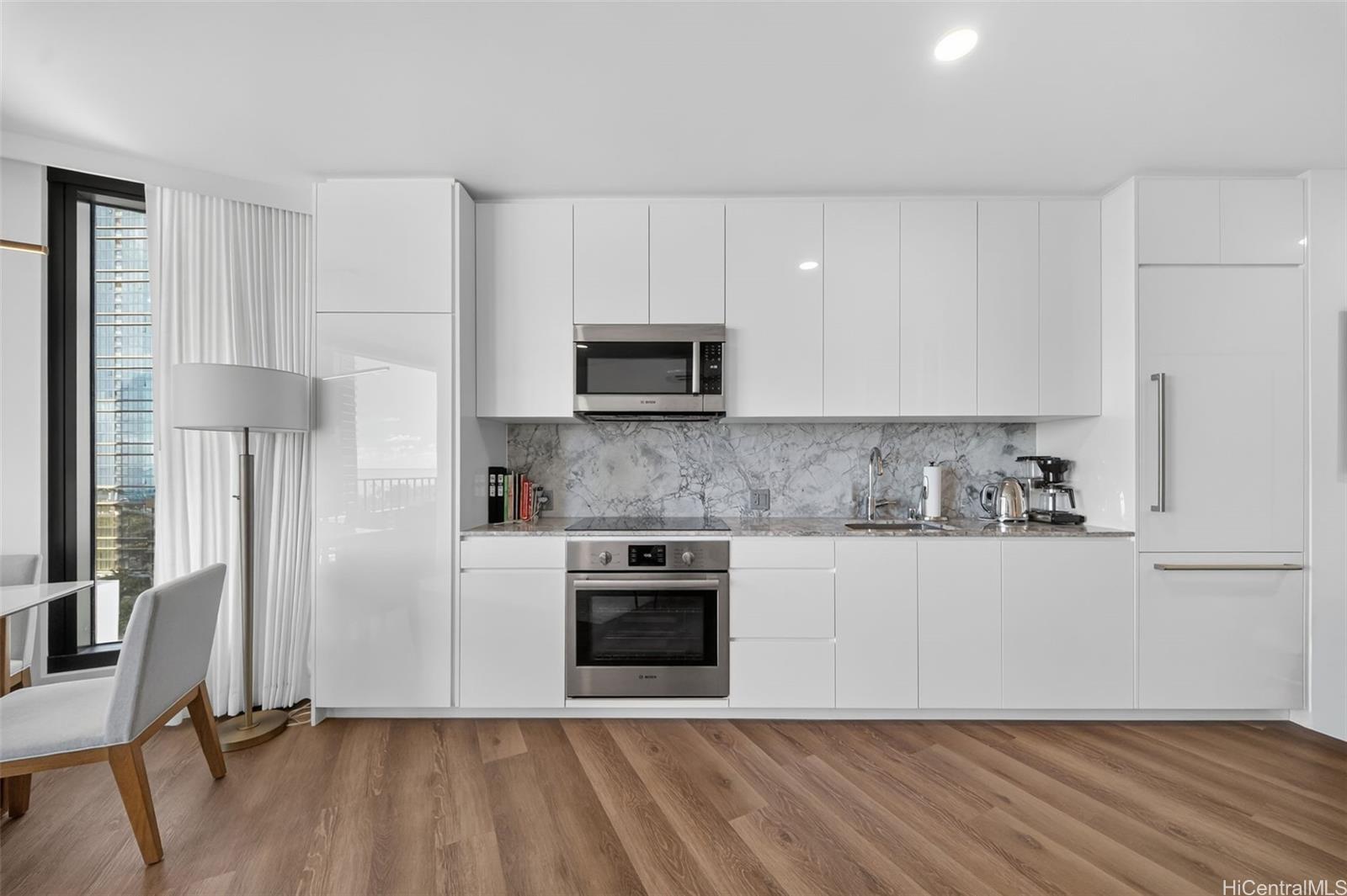 Aalii condo # 1100, Honolulu, Hawaii - photo 4 of 25