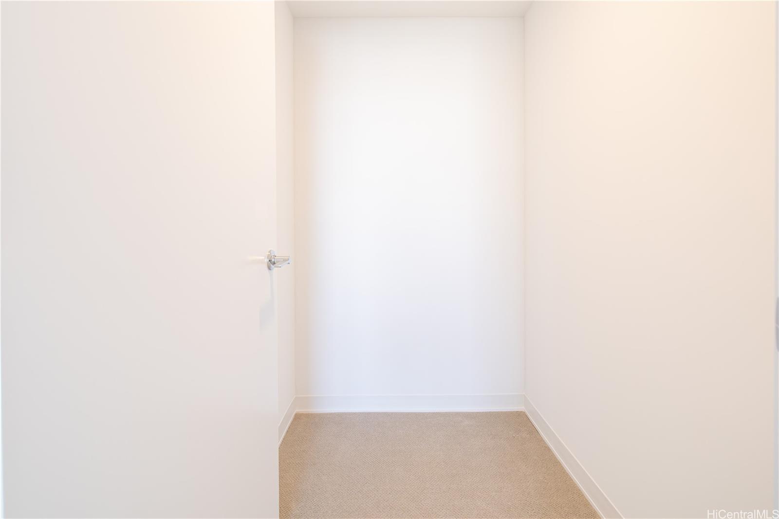 Aalii condo # 1113, Honolulu, Hawaii - photo 9 of 25