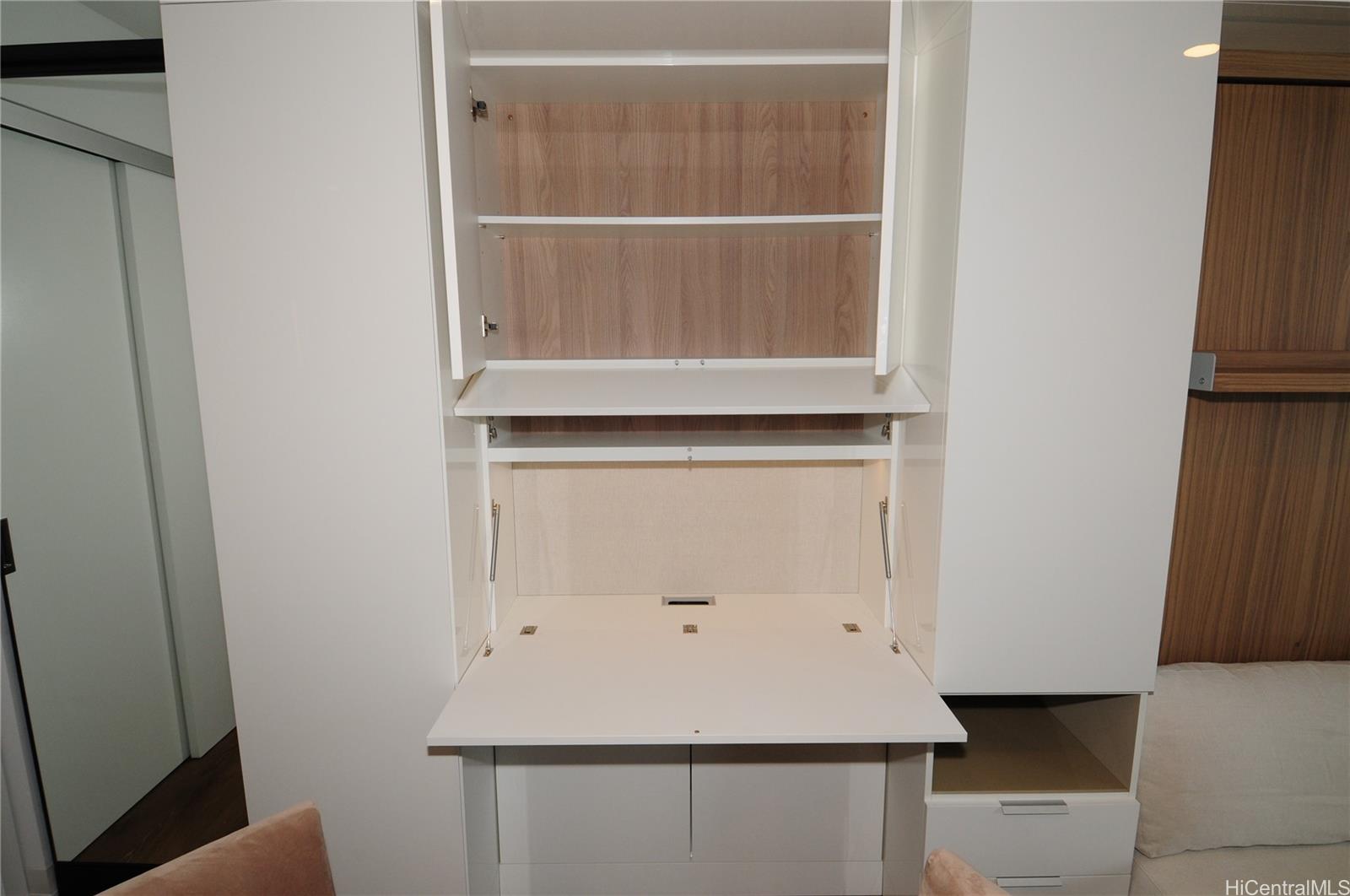 Aalii condo # 1208, Honolulu, Hawaii - photo 11 of 25