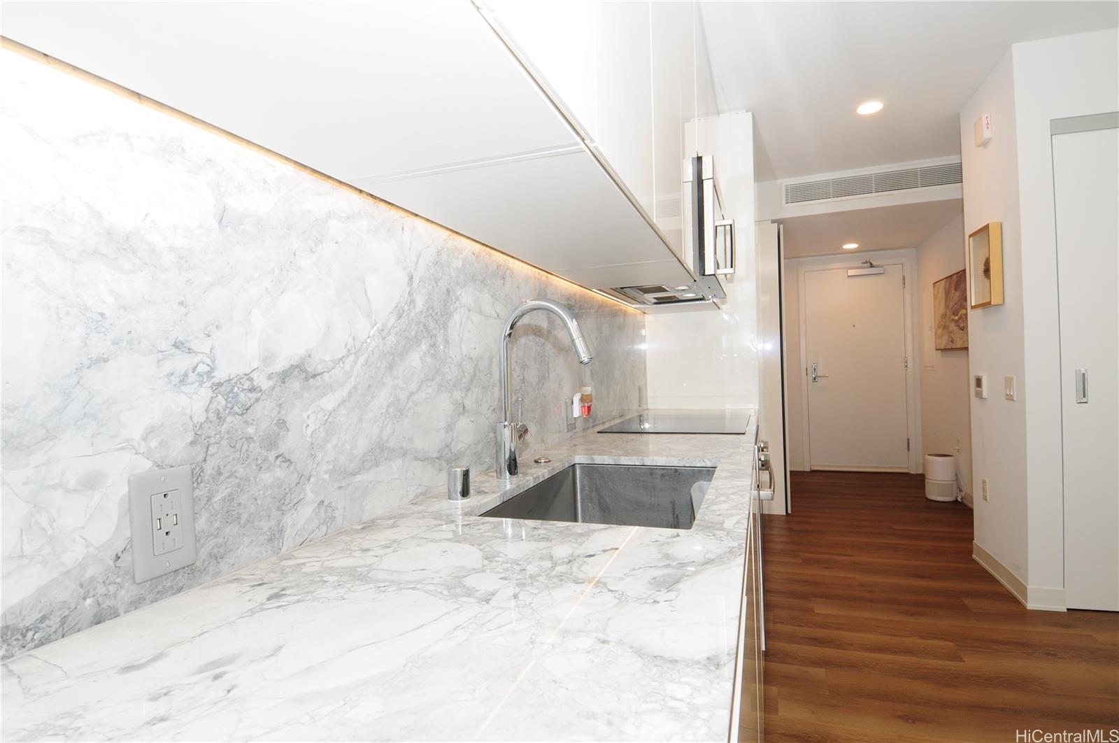 Aalii condo # 1208, Honolulu, Hawaii - photo 6 of 25