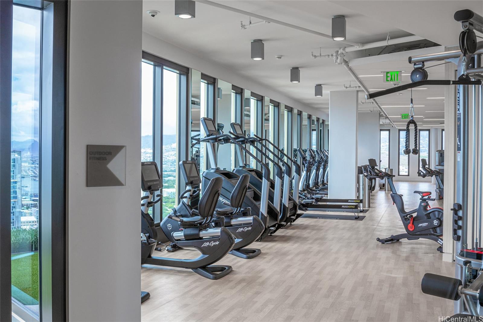 Aalii condo # 1303, Honolulu, Hawaii - photo 19 of 24