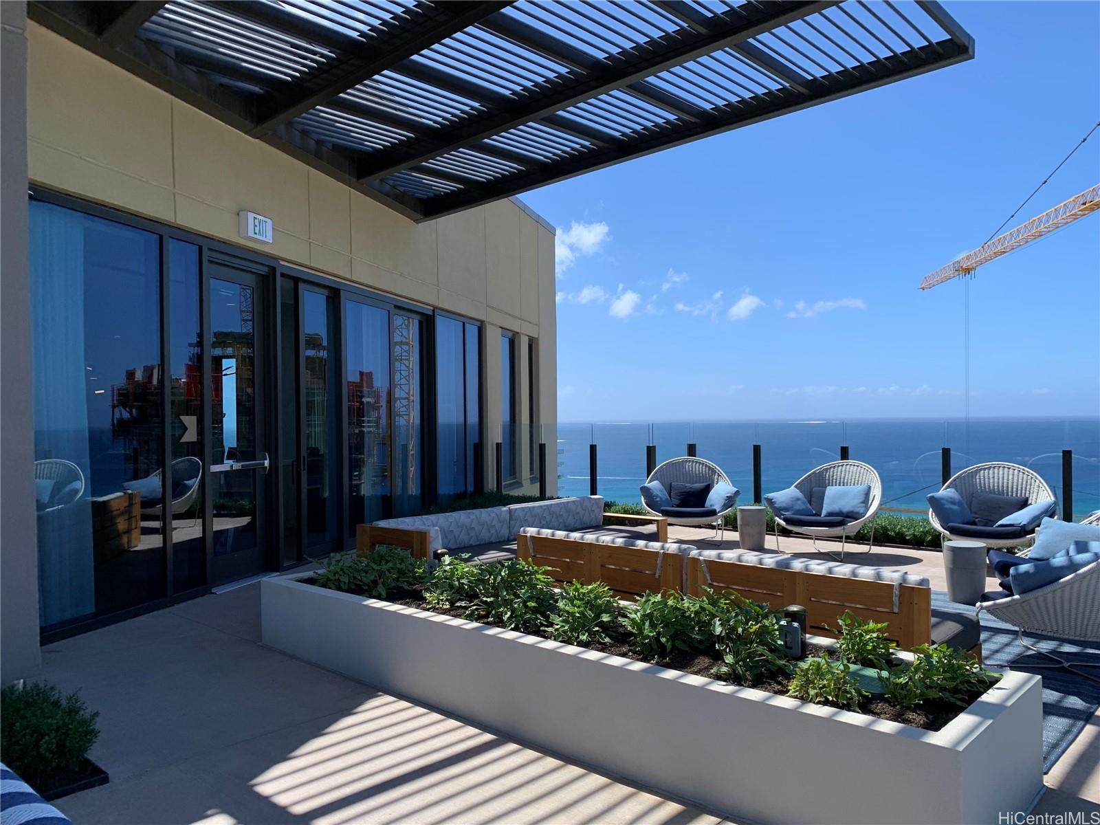 987 Queen Street Honolulu - Rental - photo 18 of 25