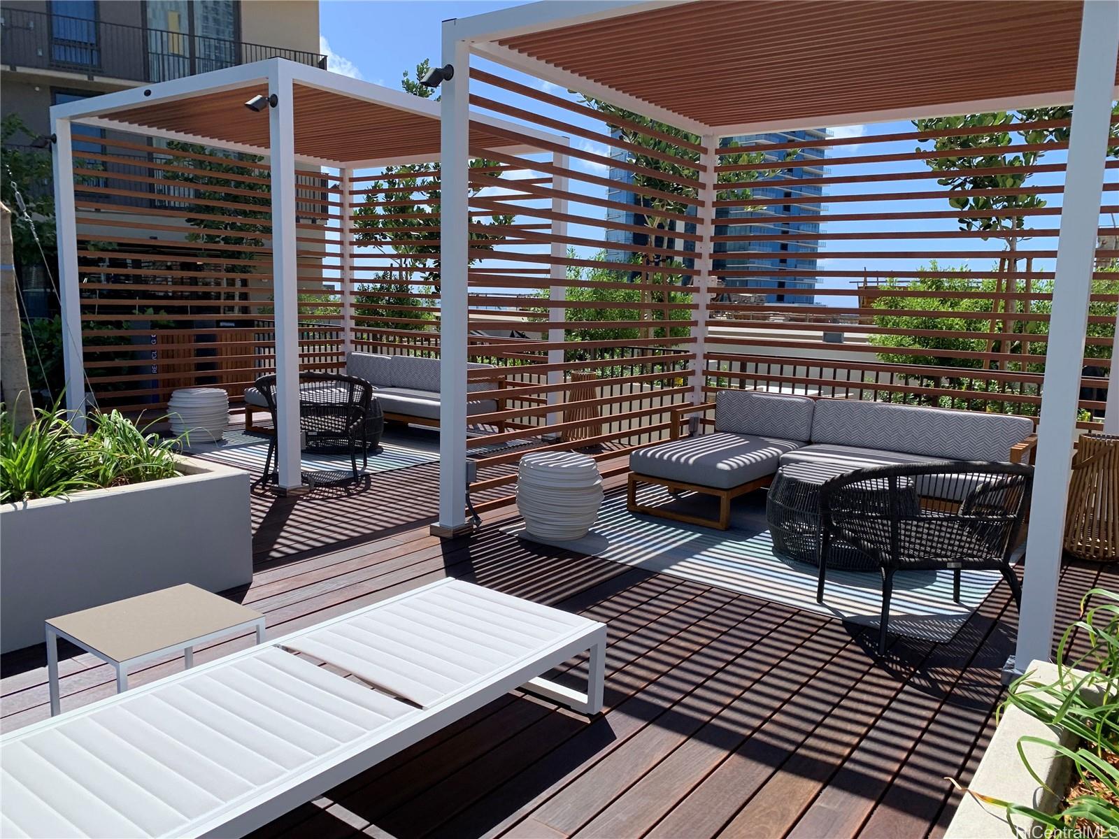 987 Queen Street Honolulu - Rental - photo 21 of 25