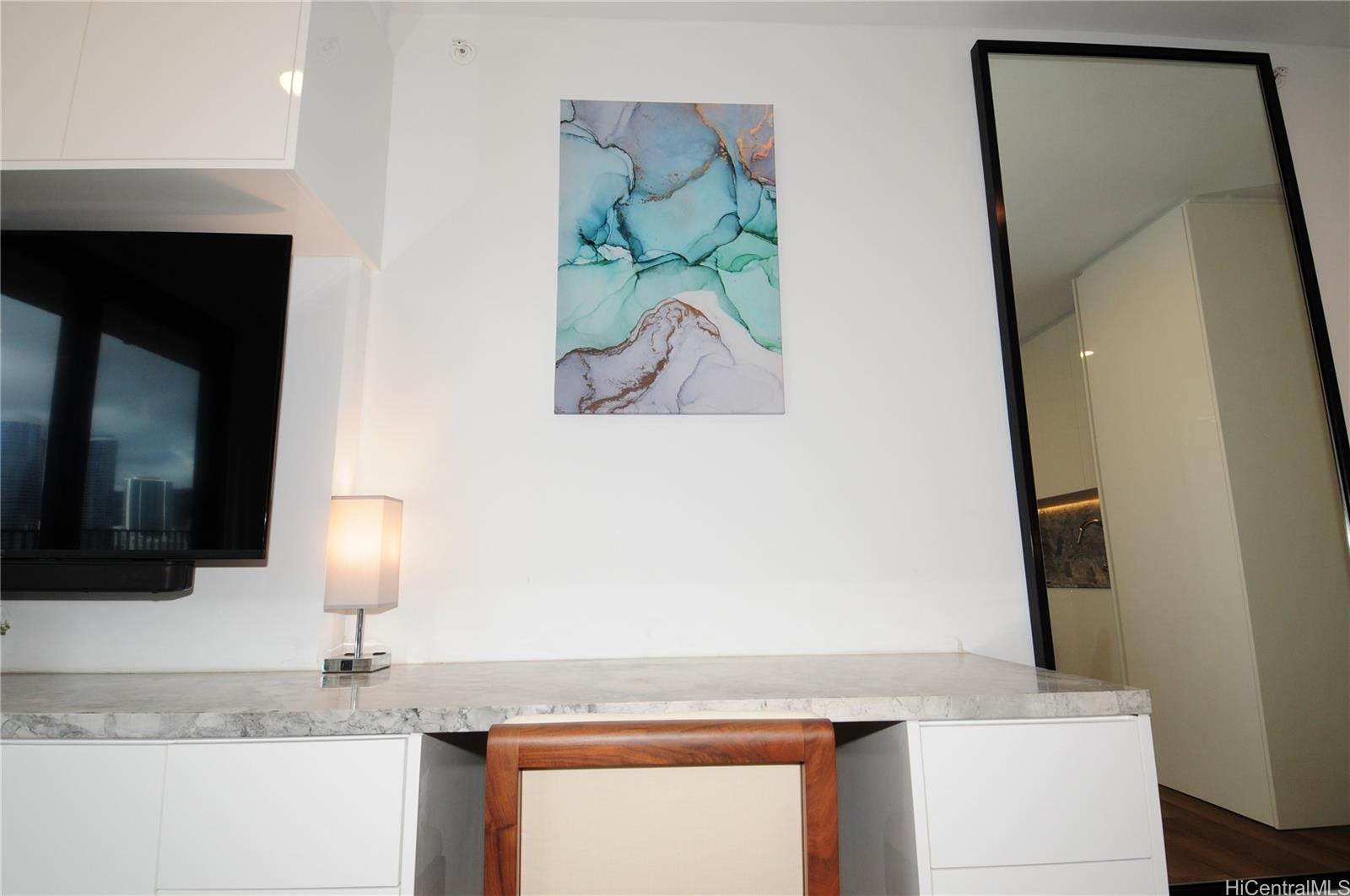 Aalii condo # 1612, Honolulu, Hawaii - photo 11 of 25